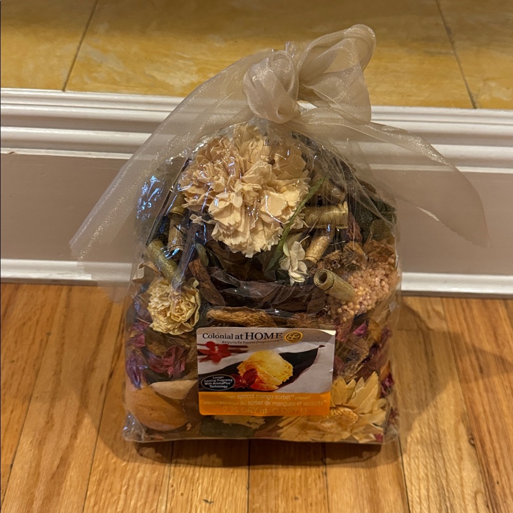 Colonial at HOME Apricot Mango Sorbet decorative fragrance potpourri flowers